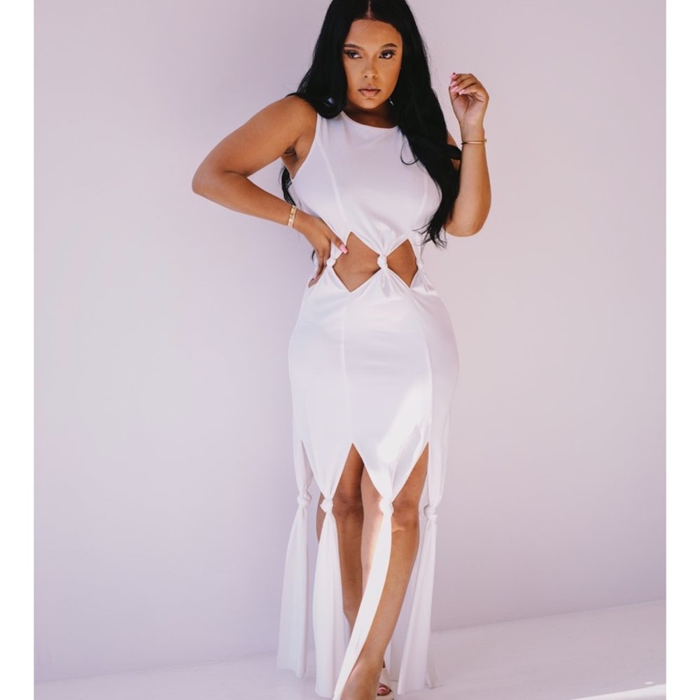 Robin from Waiting to Exhale inspired white dress